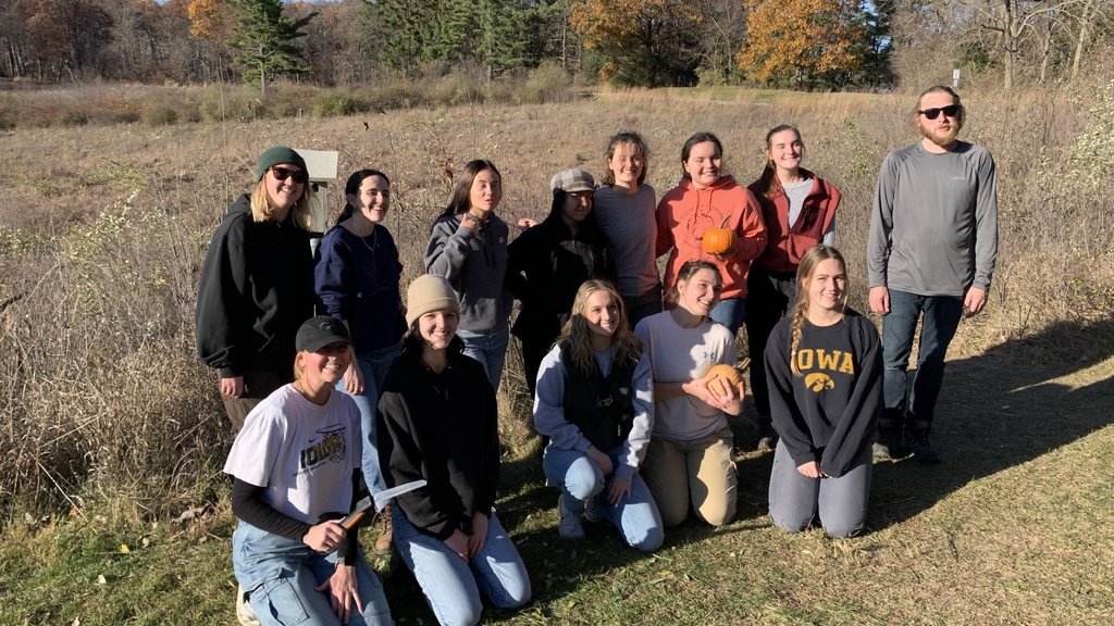 Picture of Dr. Heather Sander’s Environmental Conservation class